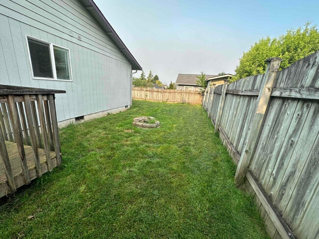 Photo - 2815 E Section St