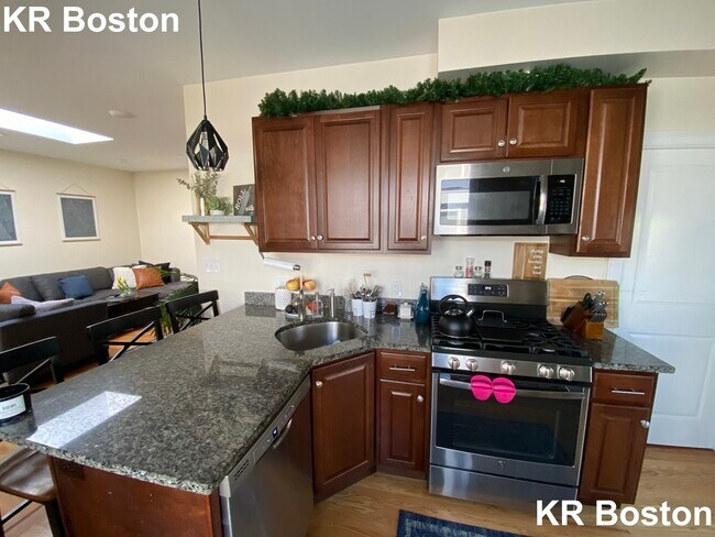 Photo - 14 Fairbanks St Unidad 1