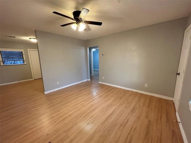 Building Photo - 6818 Weston St Unit 2
