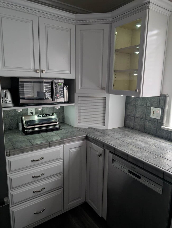 Photo - Lovely 2 bedroom and 2 bath remodeled home in South San Jose with a swimming Pool Unit #1