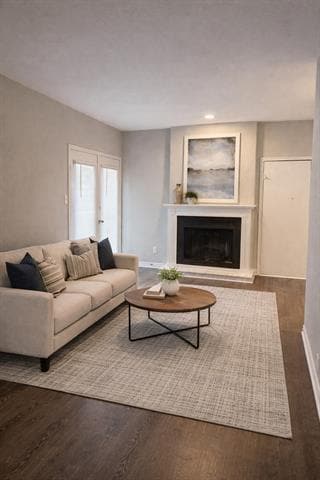 Building Photo - 5620 Live Oak St Unit 306