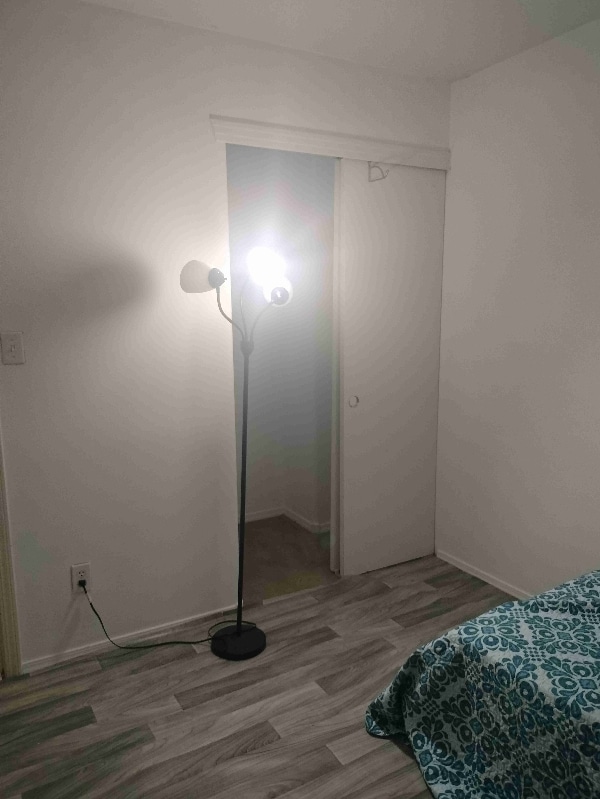 Photo - 448 Shorewood Dr NW