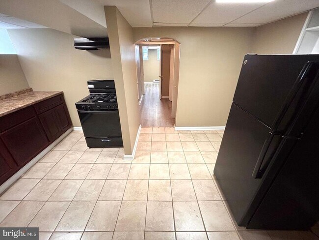 Photo - 822 69th Ave