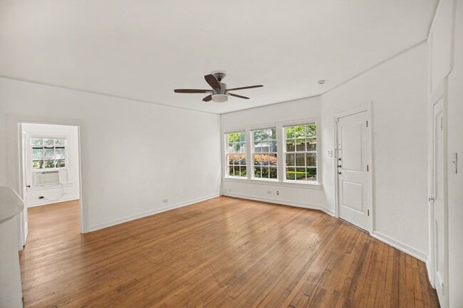 Building Photo - 4408 Yoakum Blvd Unit 1