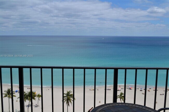 Building Photo - 2101 S Ocean Dr Unit 1702