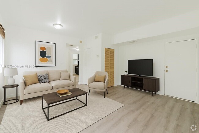 Building Photo - 109 NW 6th Ave Unit 6 Rental