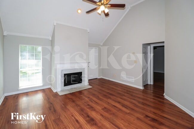 Photo - 5659 Blackburg Dr