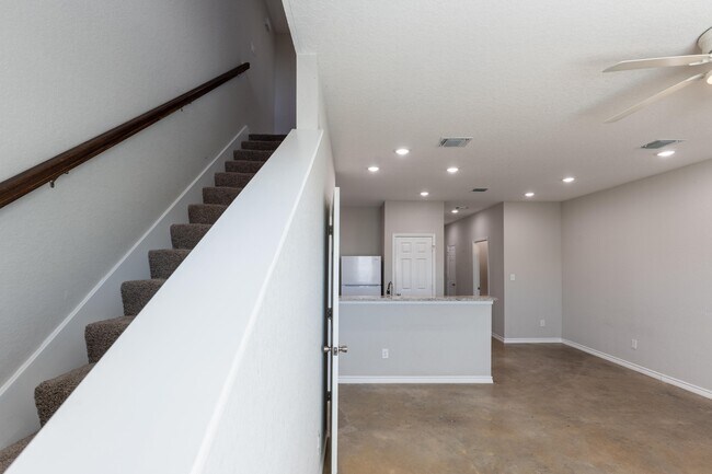 Photo - 6906 Crestway Dr Unit 2