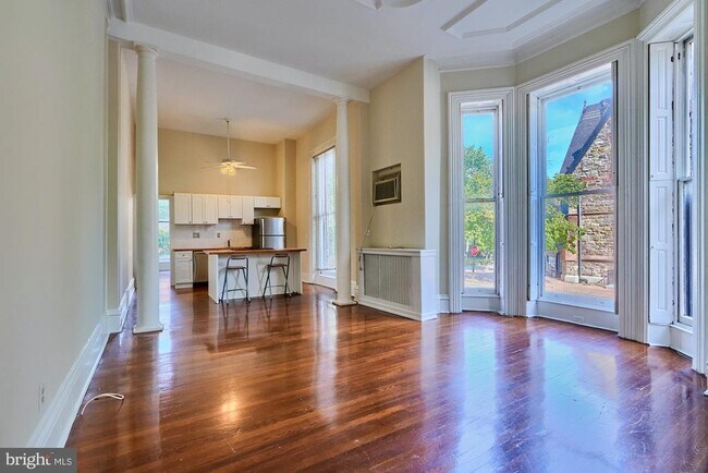 Photo - 1700 Park Ave