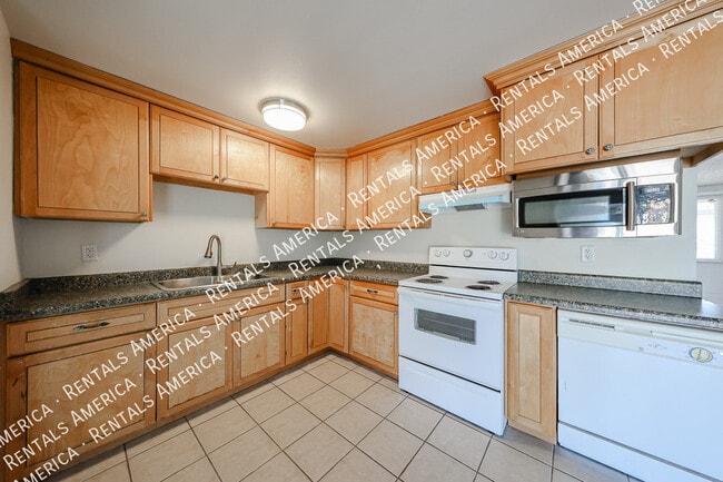 Photo - 3550 E Voltaire Dr