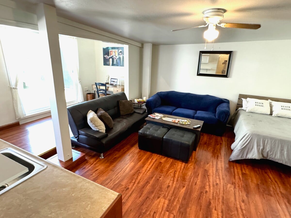 Photo - 713 N Mansfield Ave