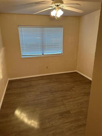 Photo - 1613 Whiteoak Dr