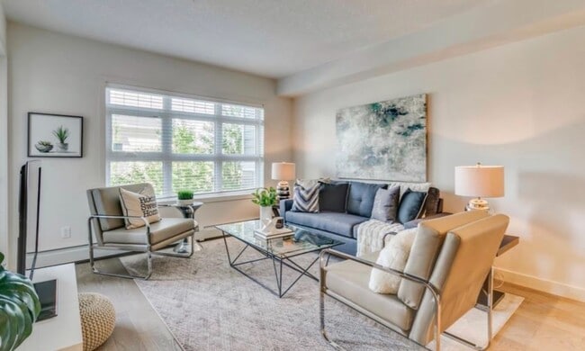 Building Photo - 1 Bed 1 Bath Unit 141
