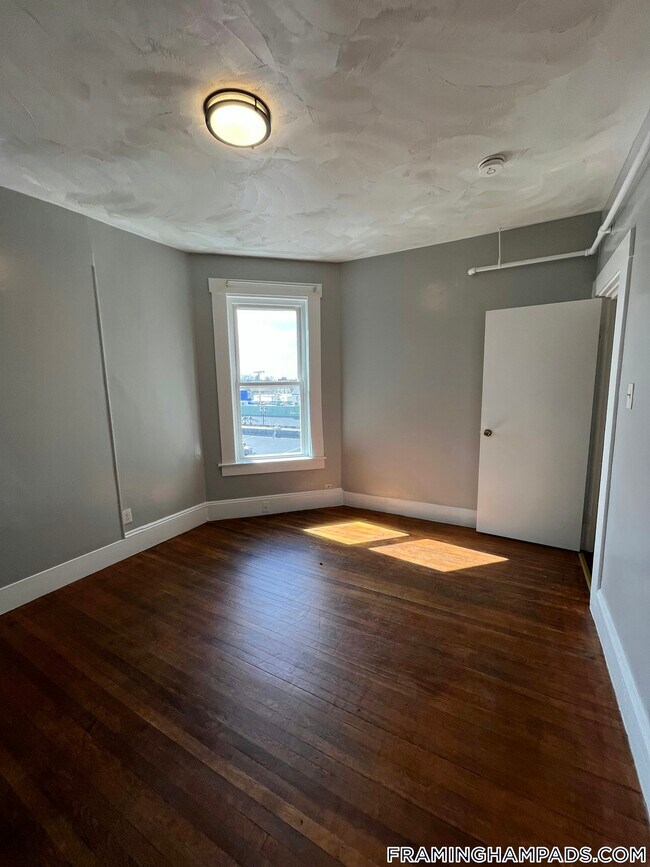 Photo - 64 Hollis St Unidad 15