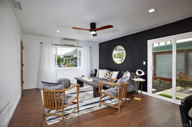 Photo - 1259 Orkney Ln