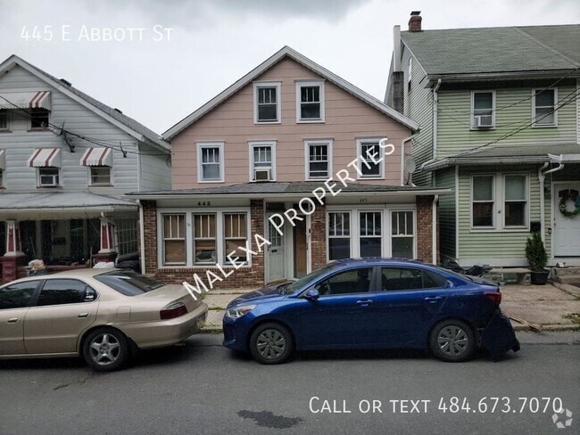 Building Photo - 445 E Abbott St Rental