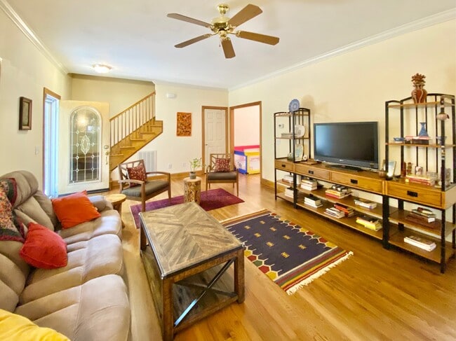 Photo - 3712 Heyward St