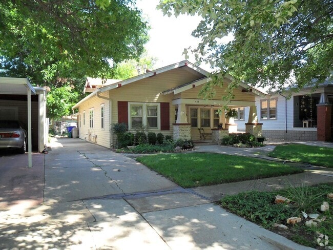 Building Photo - 445 College Ave Rental