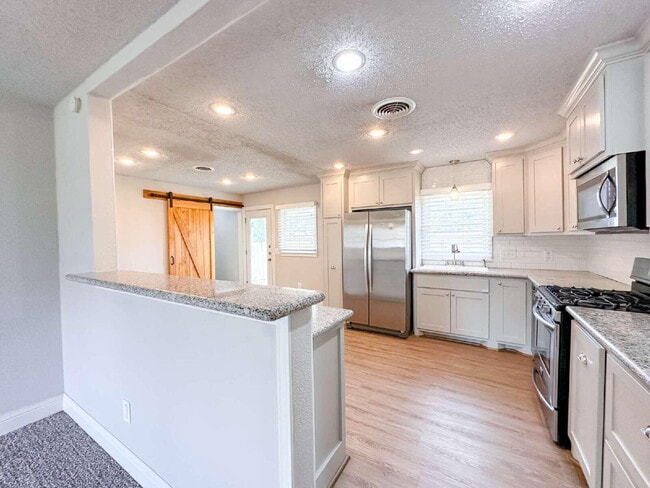 Photo - 5410 23rd St