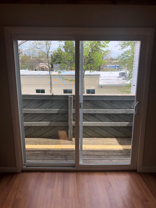 Photo - 311 Racebrook Rd