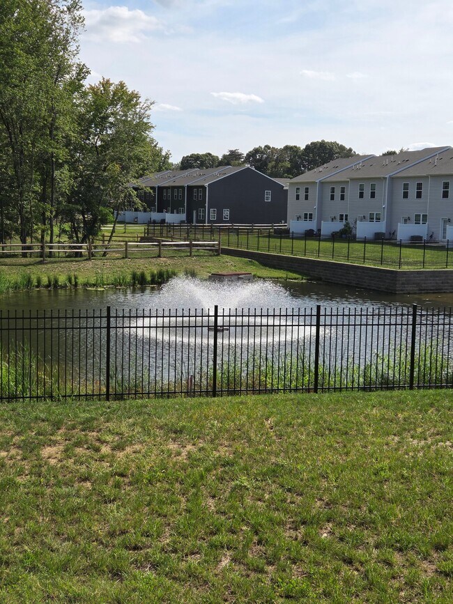 3 Reagan Dr