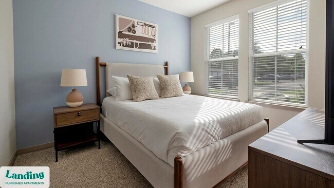 Photo - 3237 Memorial Blvd Unit 1103