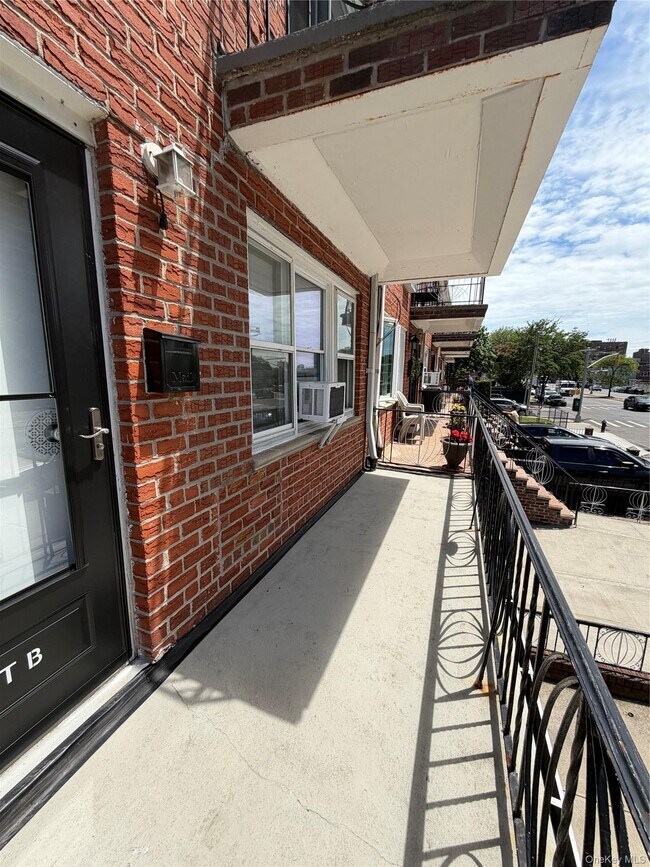 Photo - 2735 Cropsey Ave Unit Apt B