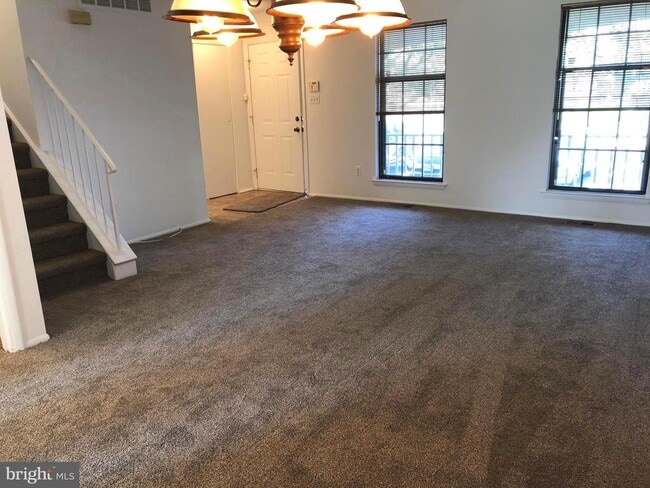 Photo - 56 Burgundy Dr