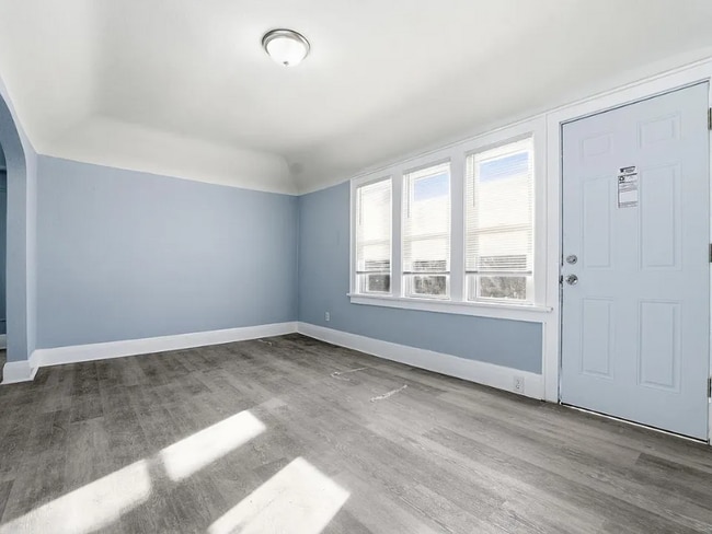 Photo - 1902 W Nash St Unidad upper