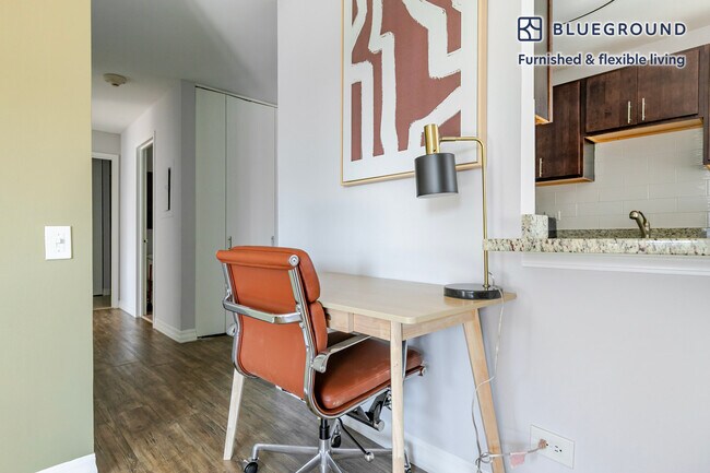 Photo - 8 W Chestnut St Unit FL18-ID1301