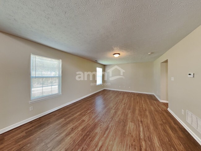 Photo - 8420 Brook Pointe Ct