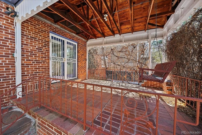 Photo - 761 Newport St