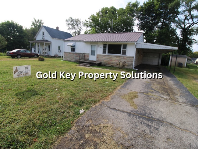 Building Photo - MUNCIE 2 BR 1 BA House with Central Air an...