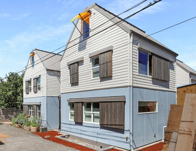 Building Photo - 45 W 27th Ave Rental
