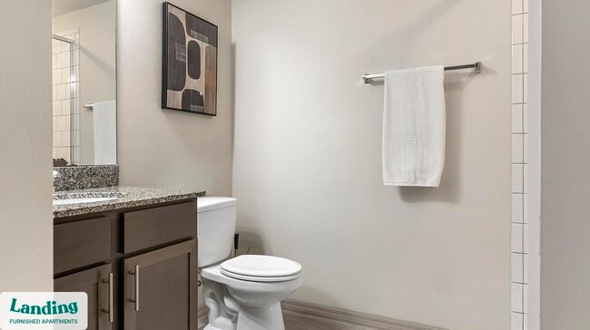 Photo - 4985 Eastwood Greens St Unidad 13-302