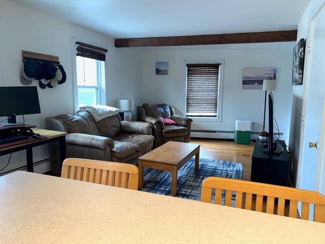 Photo - 229 Spring St Unidad 2