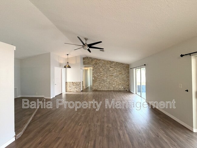 Photo - 8721 NW 47th St