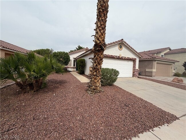 Photo - 5905 Silver Heights St