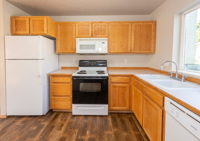 Photo - 1409 NE Tucson Way Apartamento Unidad #2