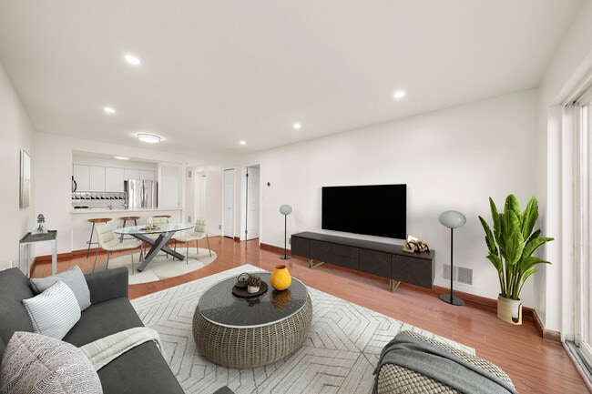 Building Photo - 303 Williams Ct Unit 303 Rental