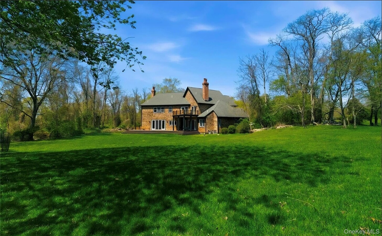 Photo - 9 Locust Woods Dr