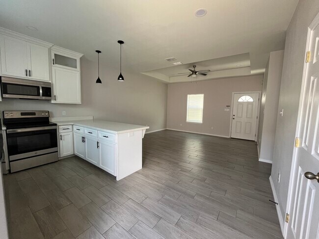 1630 Playa Dr