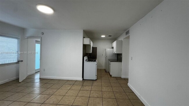 Building Photo - 1225 Marseille Dr Unit 26 Rental