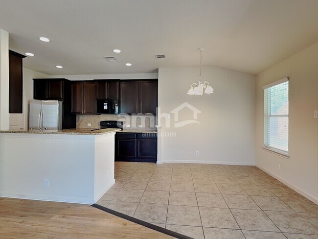Photo - 2129 Hazelwood Dr