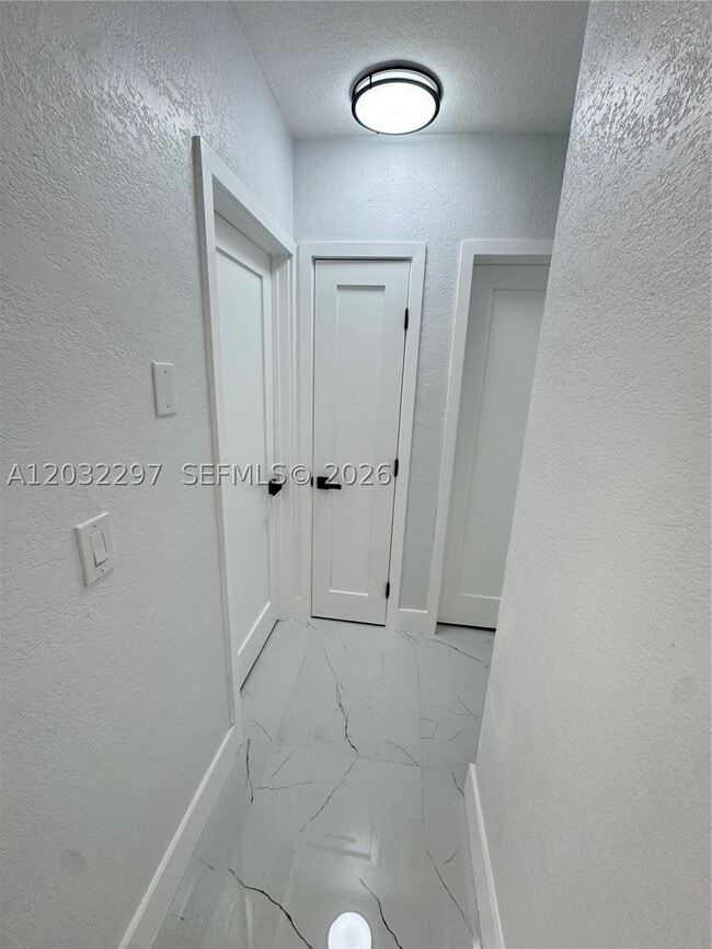 Photo - 1096 NE 157th St