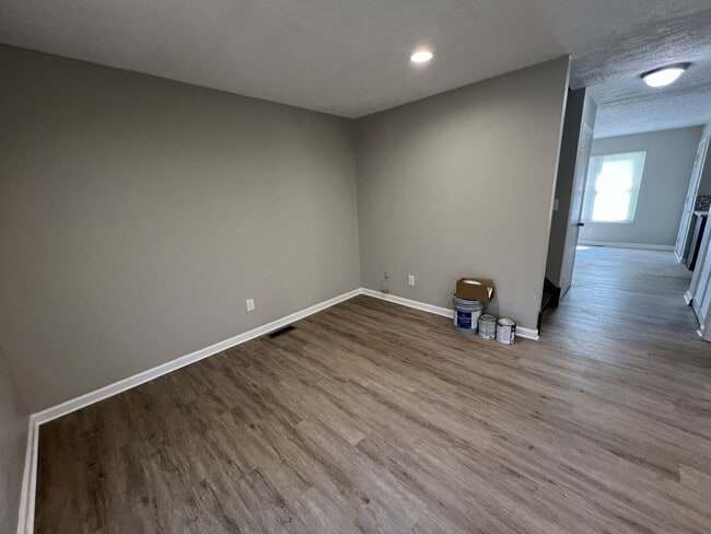 Photo - 9412 Mt Auburn Ave