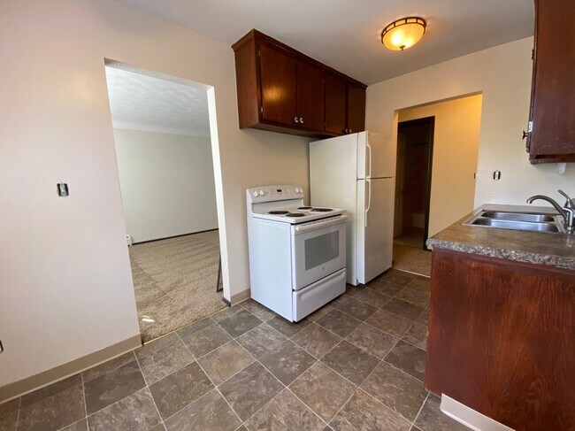West 7th Apartments