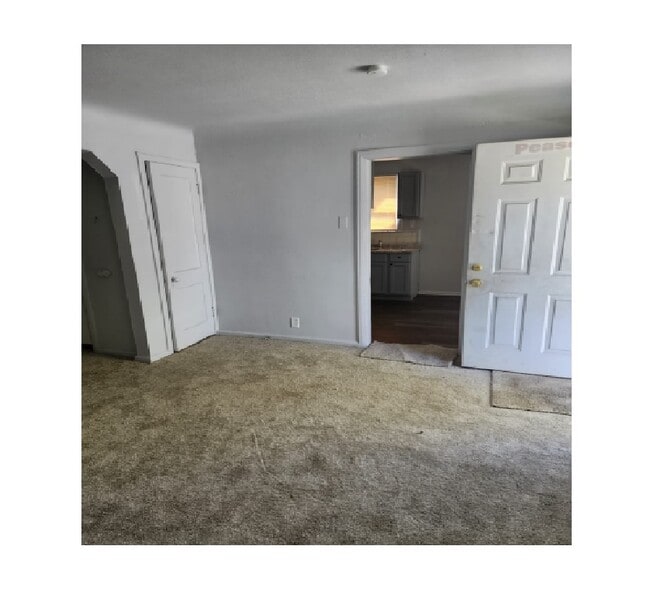 Photo - 19934 Rosemont Ave