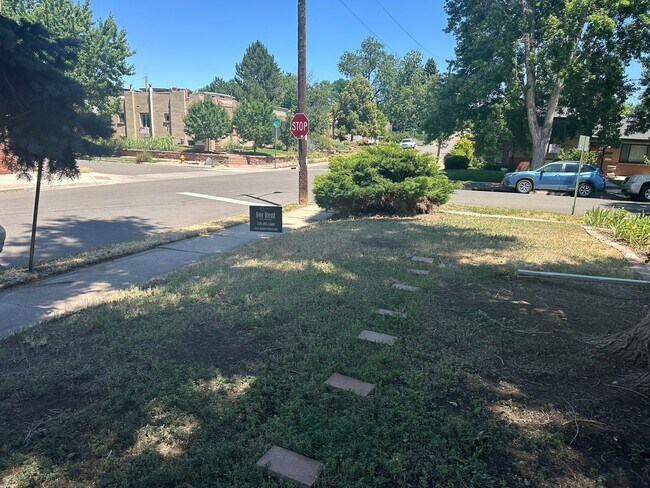 Photo - Fantastic 4 Bed 2 Bath 2 living rooms - Available 4/10/26