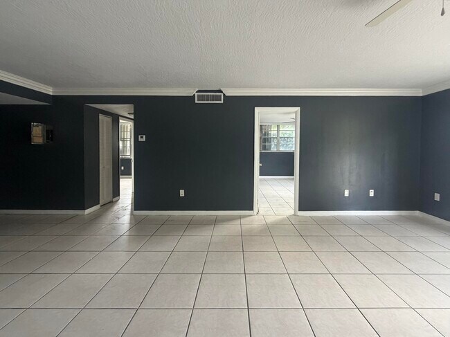 Photo - 15600 NW 7th Ave Unit 303